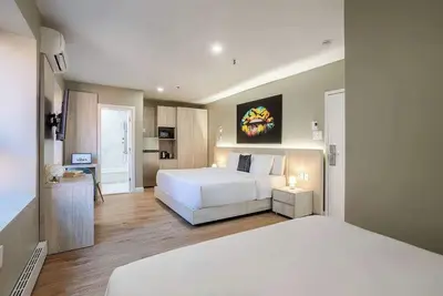 Image de Royal Duo – Downtown Mtl Stay