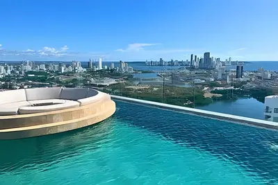 Image de New Gem, 2b, 4 blocks from wall City Amazing Views