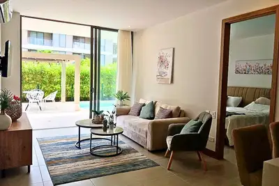 Image de Luxurious Apartment with Private Pool and beach access