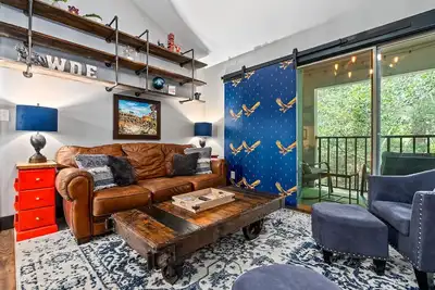 Image de Eagle's Nest ~ New 3/2 in Au!