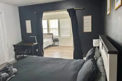 Image de 4-bedroom House - Game Table - 20 mins From Airport