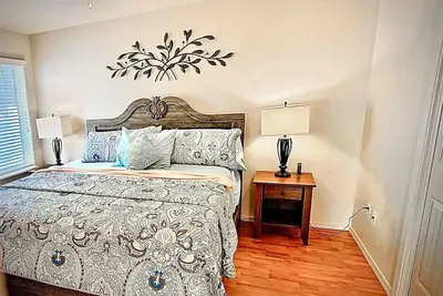 Image de 3-bedroom house in charming Jerome with Ac