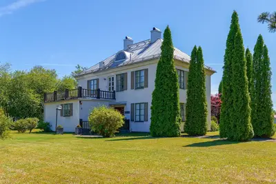 Image de Superbe maison à Hultsfred avec sauna