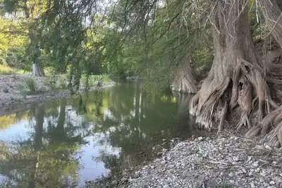 Image de Peaceful & Private Riverfront Modern 3/3 on a 1. 7 Acre Nature Peaceful & Private