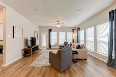 Image de Manor Gateaway in Manor