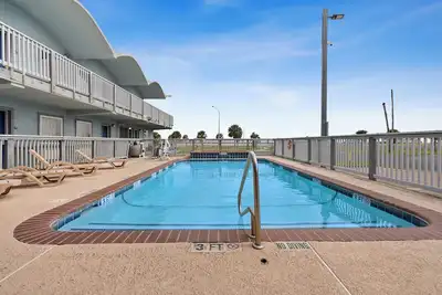 Image de Rockport beach, pool, 2nd level, double queen