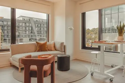 Image de 2 Units | Modern Haven w/ Kitchen, Pool & Fitness Access | Pet Friendly Stay