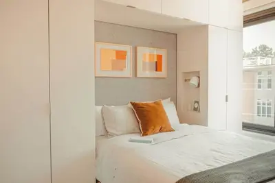 Image de Vibrant Stay Near Markets & BeltLine | Ideal for Urban Explorers & Food Lovers