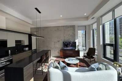 Image de *New Designer Mid-Century Modern 2b/2b