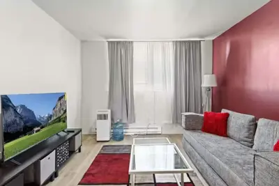 Image de Historic Charm + Modern Comfort