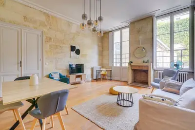 Image de Bel appartement avec terrasse et parking privé