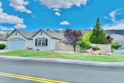 Image de Beautiful Haven/Sleeps 16