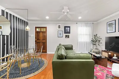 Image de \nTravis Heights Modern Getaway - Corporate Housing Rental