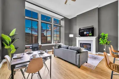 Image de Downtown Haven in Halle Building