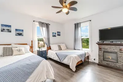 Image de Seashell Suite - Heart of Lunenburg