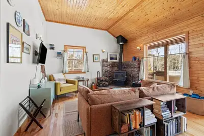 Image de Canyon Point Cozy Cottage -Hot tub-Lakefront