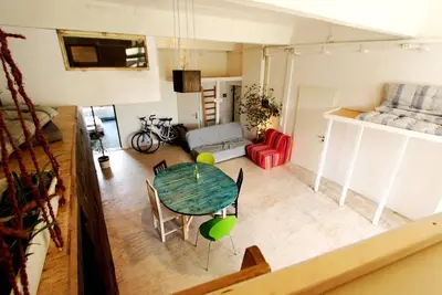 Image de Spacious 140 m² loft - perfect for families & friends!