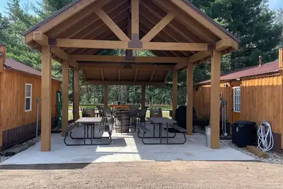 Image de Little O'L Town-Cozy Rustic Western Town, private cabins. Great for Groups!