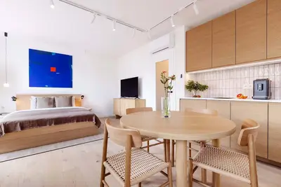 Image de TurnKey | Henry's Tower Studio Iv-3