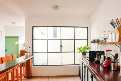 Image de 3 Bdr Apt/Private Terrace/ Pet F/Parking/100mb