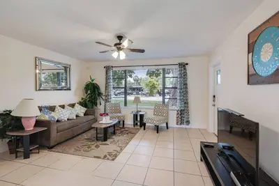 Image de Spacious 3 Bedroom Home in Cocoa, Florida Perfect for Family Vacation!