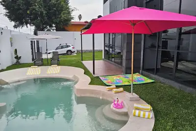 Image de New! Casa Colibrí: Swimming pool and garden with games. Ideal for families