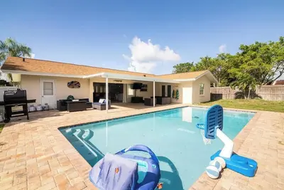 Image de Huge  Private Pool, Complimentary Beach Gear, Tv's in every room, Relaxing Home