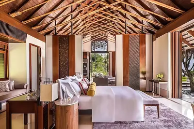 Image de One&Only Reethi Rah, Grand Sunset Residence, Beach View From The Balcony!