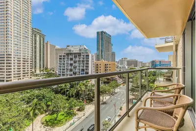 Image de Unwind in Room w/ City Views – Near Waikiki Beach! Outdoor Pool!