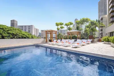 Image de Comfortable Stay! Outdoor Pool. Near Waikiki Beach – Ideal for Families