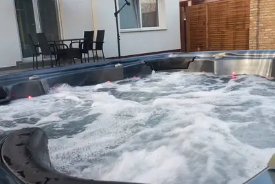 Image de Appartement de vacances avec jacuzzi, sauna, climatisation et Wlan