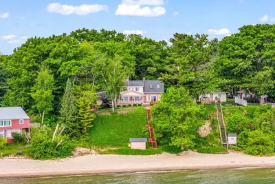 Image de Bella’s Bluff - Hot Tub & 2. 5 miles to Lexington!