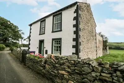 Image de Holy Trinity Cottage, pet friendly, with open fire in Millom, Cumbria