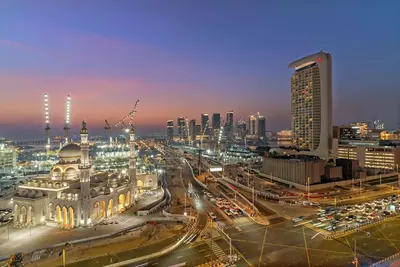 Image de Luxury 2br in Dubai Marina | Balcony, Views, Walk to Metro & Tram