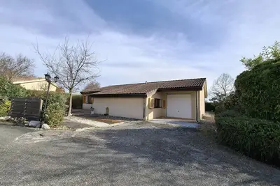 Image de Villa avec piscine privative dans un charmant parc arboré avec activité annexes
