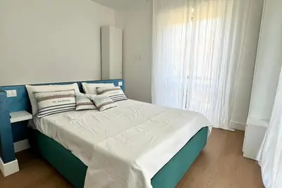 Image de Your home away from home 🩵 A stone's throw from the sea and park 🌞