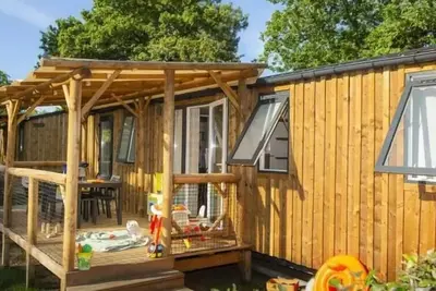 Image de Mobil-home Prestige Smala - 4 chambres - 2 salles de bains - 2 Wc - Clim - Tv + Lave vaisselle 8 personnes