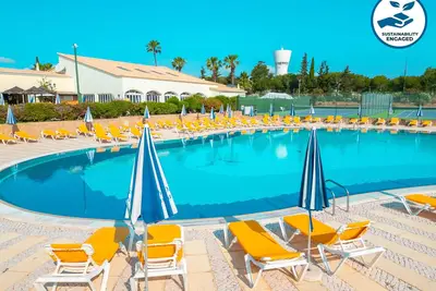 Image de Cozy retreat with pool in Portimão