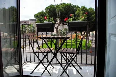 Image de Dimora Di Nardo, Appartement Zagara, vue château Ursino, au coeur de Catane