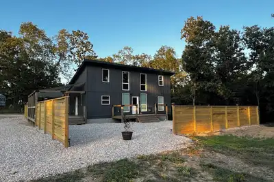 Image de New 3b•3b Sleeps 8 with Loft• Near Hot Springs •Lake Hamilton•Oaklawn• Downtown