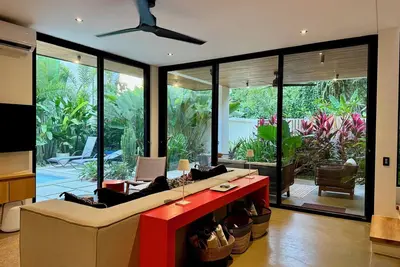 Image de Santa Teresa Modern Private 3 Bedroom Home