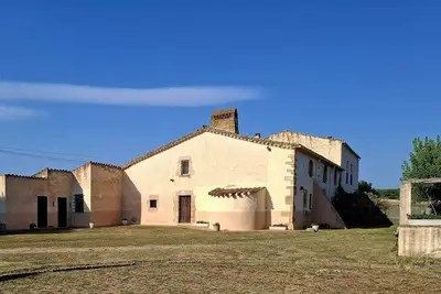 Image de Historic finca/Pyrenees/Mountains/Sea/Spain for groups of up to 10 people