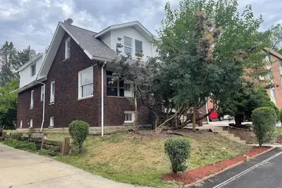 Image de Large 2-bedroom apartment / 1 Bath in nice Pittsburgh with Ac