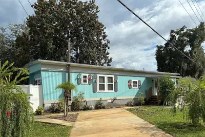 Image de Mermaid Cove & Flip Flop Tiki, boat dock, access to homosassa river, waterfront.