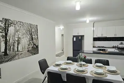 Image de Family And Remote Work Friendly-Only 4 Minutes from The Pacific Werribee