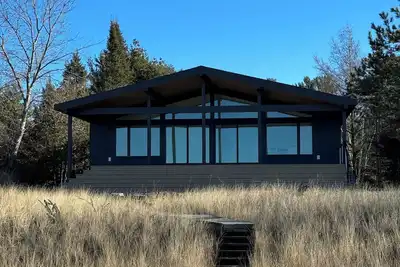 Image de Modern Lake Michigan Private Beach Cottage