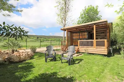 Image de Chalet Morea 25m2 Premium - 2 ch + überdachte Terrasse + Klimaanlage + Lv + District Pieton 5 persons