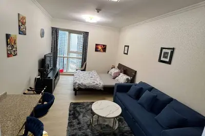 Image de Cozy Studio - Metro 2 Min Walks, Marina 10Min Walk.