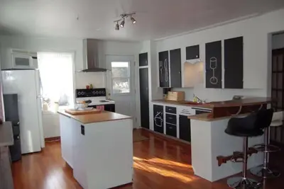 Image de Chalet Familial Lac Therrien. Du calme et du plaisir pour vous et votre famille!