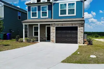 Image de Ellington Escape - Modern Home, Cabana & Pool